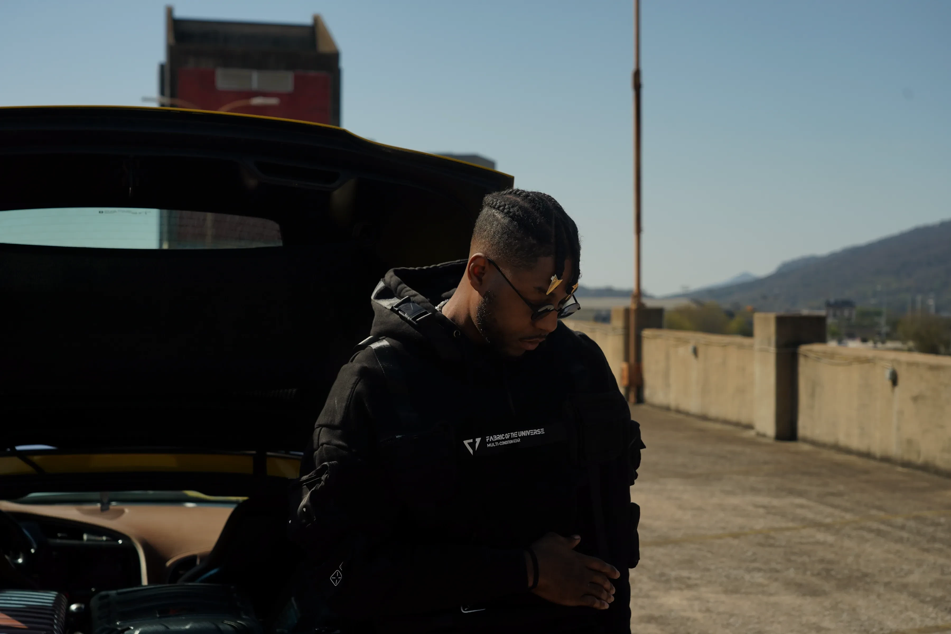 LOYAL ENTOURAGE 13