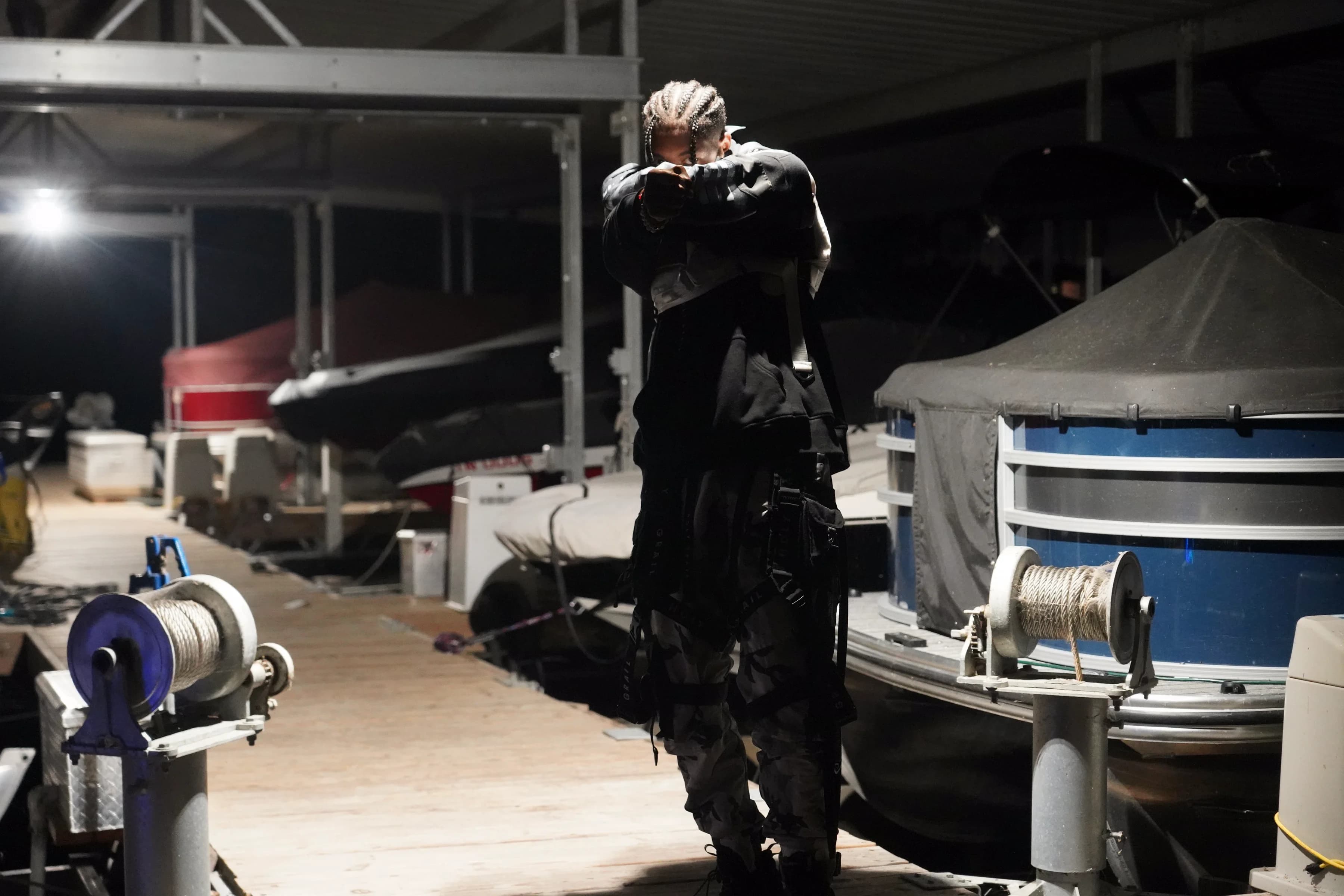 DARKNESS ON THE DOCKS 5