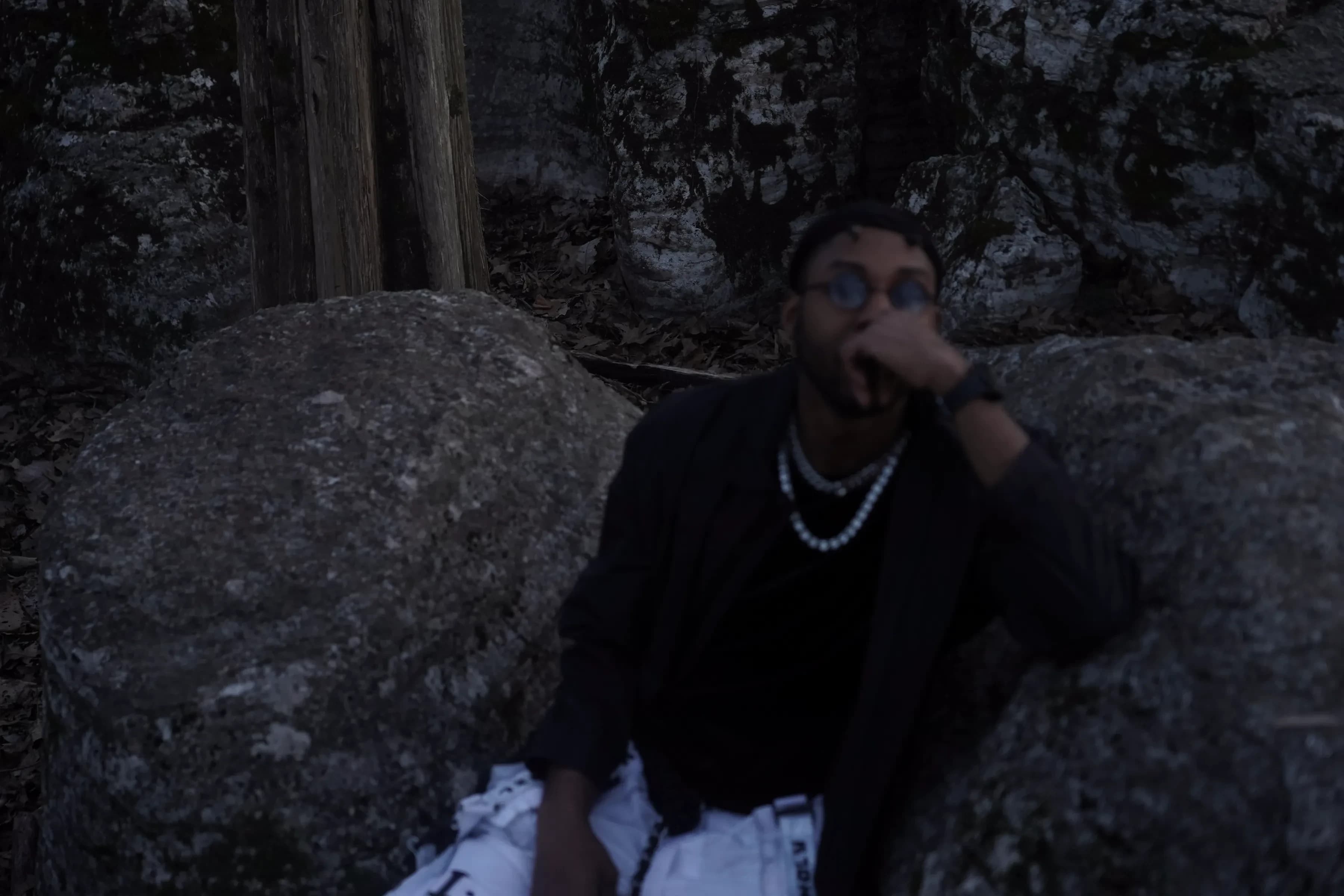 LONELY STONES 20